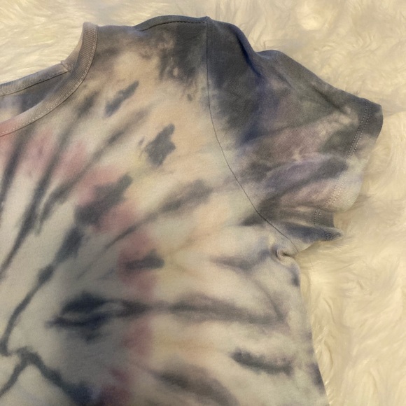 . 👚(bundle 4 items w/👚for $16) Tie dye T-shirt by SO - Picture 4 of 6
